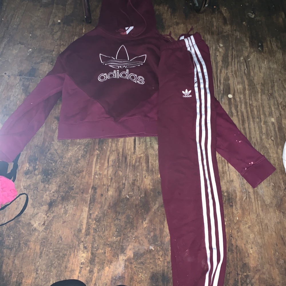 Women’s adidas sweatsuit